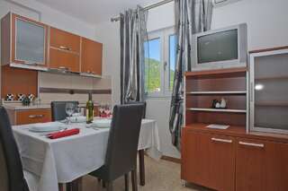 Апартаменты Apartments Gold Будва Апартаменты с 1 спальней и террасой (5 взрослых)-5